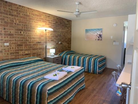 Golden Beach Motor Inn, Caloundra Eksteriør billede
